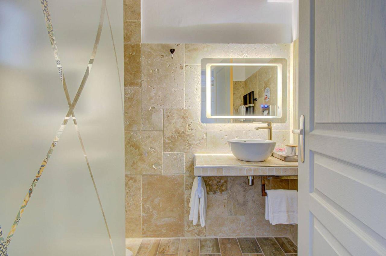 Hotel La Palunette Сент-Мари-де-ла-Мер Экстерьер фото
